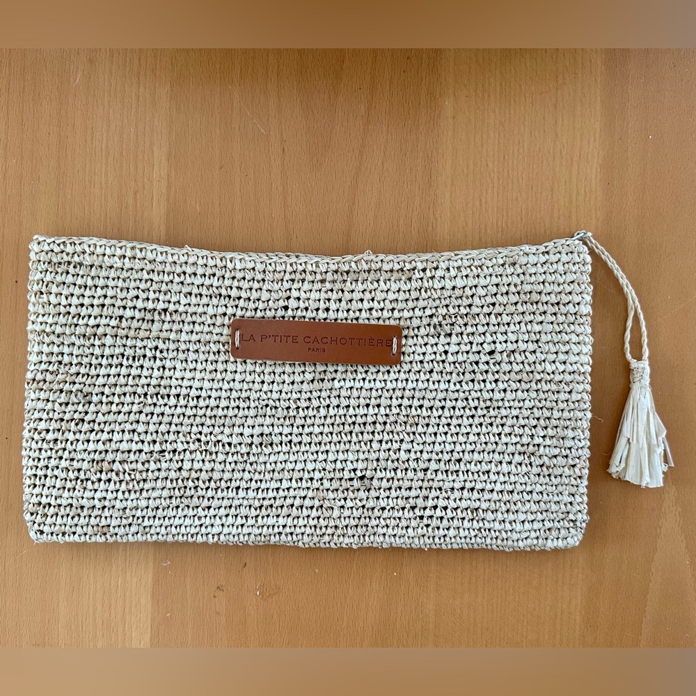 NEW Raffia woven clutch from La P’tite Cachottière Parisian Brand - Picture 3 of 7
